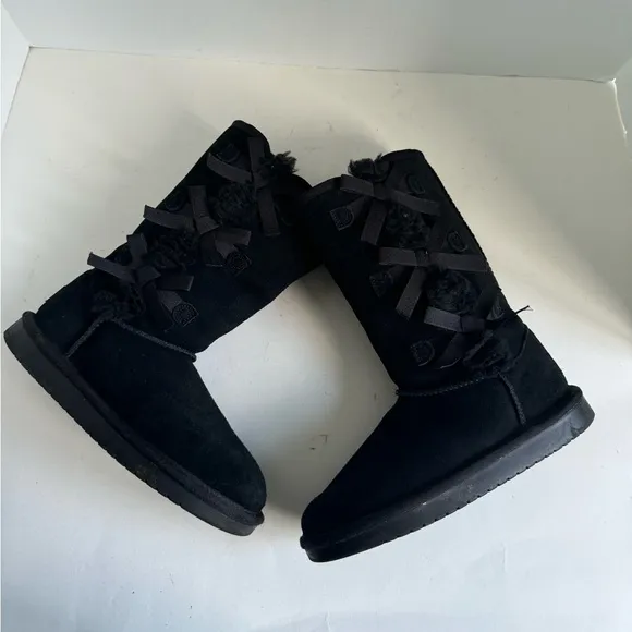 Koolaburra by UGG Victoria Tall Size 3