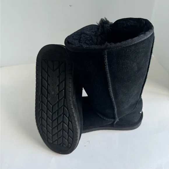Koolaburra by UGG Victoria Tall Size 3