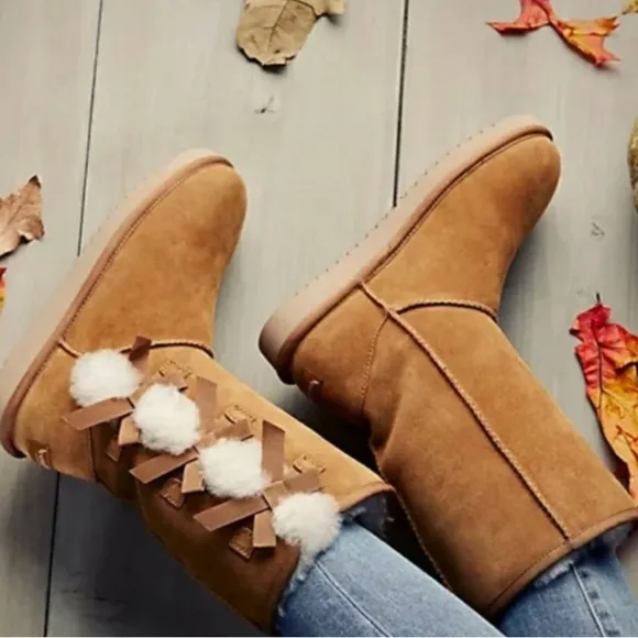 Koolaburra by UGG Victoria Women's Winter Boots Color chesnut size 9