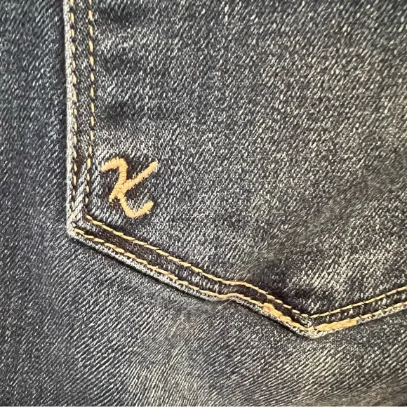 Kut from the Kloth | NEW Karen Baby Boot Cut 5 Pocket Mid Rise Women Size 6