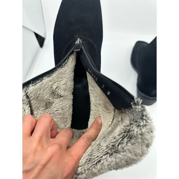 La Canadienne nwot Evitta Black Suede Ankle Wedge Boots Faux Fur Lined