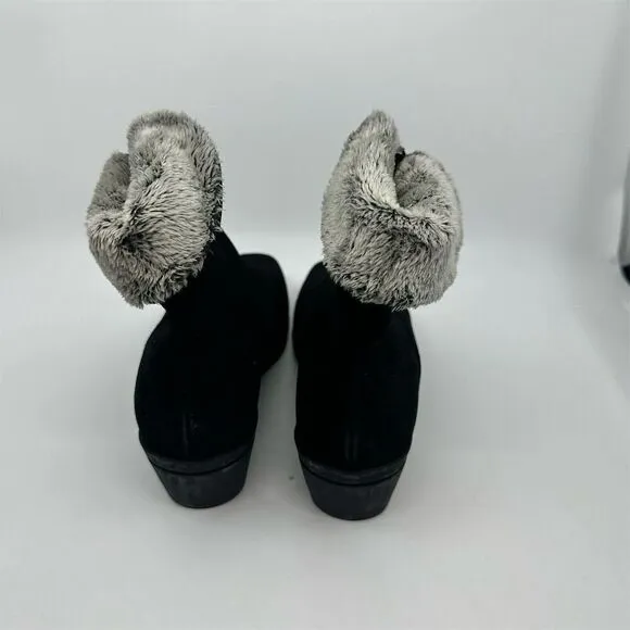 La Canadienne nwot Evitta Black Suede Ankle Wedge Boots Faux Fur Lined