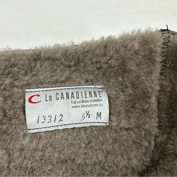 La Canadienne size 5.5 Black Suede Wedge Boots