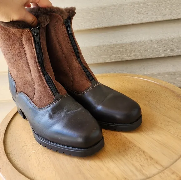 La Canadienne women's boots size 7.5M