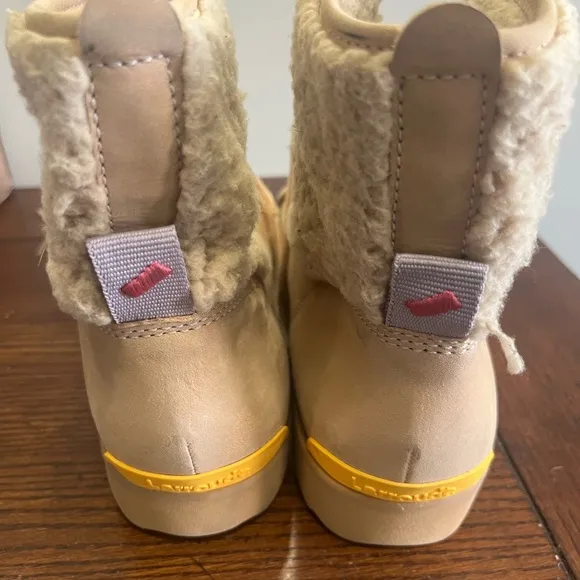 Larroude Vail fur Boots in Sand &amp; Cream Sz‎ 11 NEW