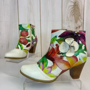 L’artiste Spring Step Leather Ankle Boots Floral Chic Booties White Size 8.5