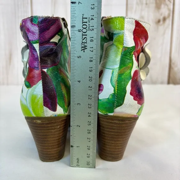 L’artiste Spring Step Leather Ankle Boots Floral Chic Booties White Size 8.5