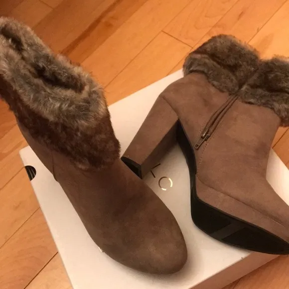 LC Lauren Conrad Cappuccino Women Ankle Boots 9.5