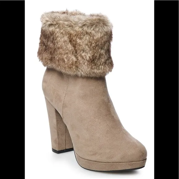 LC Lauren Conrad Cappuccino Women Ankle Boots 9.5