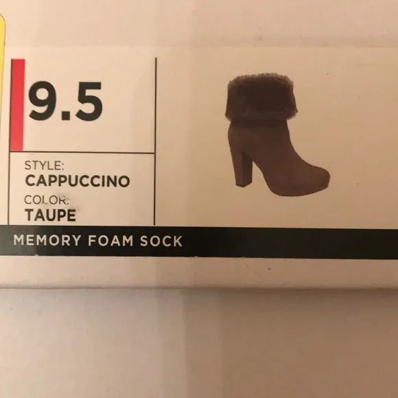 LC Lauren Conrad Cappuccino Women Ankle Boots 9.5
