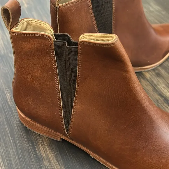 Leather Nisolo Eva Everyday Chelsea Boots for Women