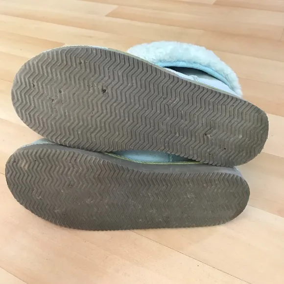 Light blue sheep skin fur boots