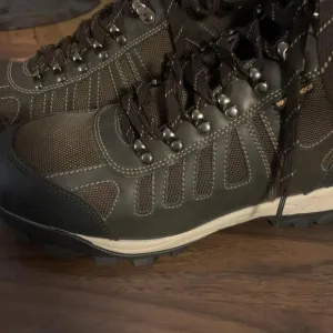 Lincoln Outfitters Mens 11.5 leather boots waterproof brown