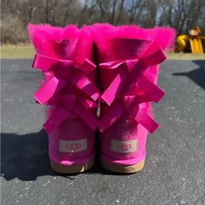 Little girl UGG Pink Furry Boots with Bows