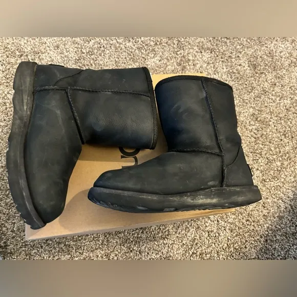 Little girls Ugg