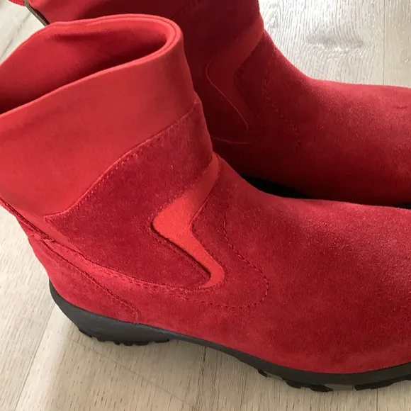 LL Bean thinsulate red suede leather boots size 8 1/2 M winter women’s outdoor