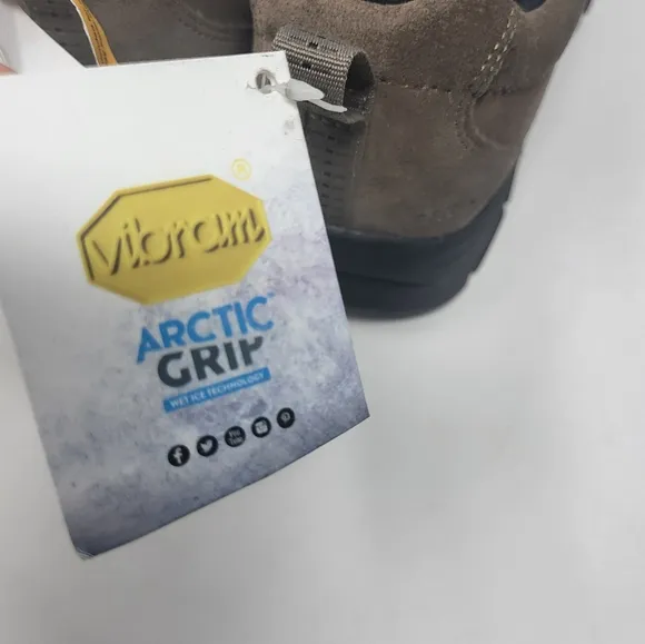 L.L. Bean Women Size 10 Vibram Artic Grip Slip On Moccasins Shoes Winter New