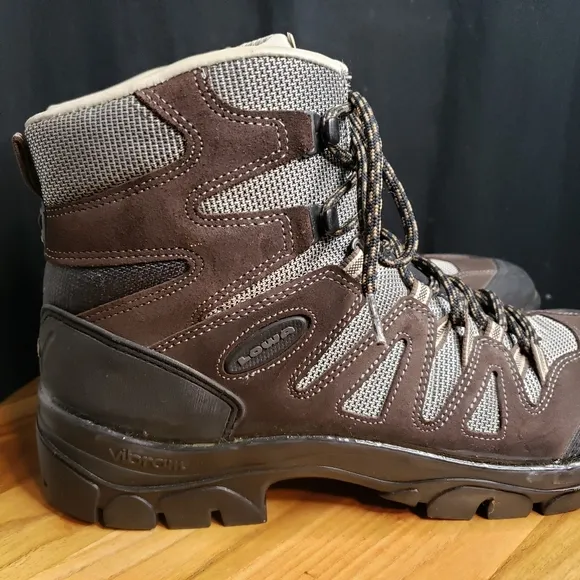 LOWA 'Khumbu' Hiking Boots men's size 11