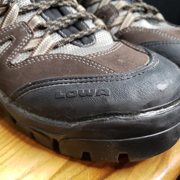 LOWA 'Khumbu' Hiking Boots men's size 11