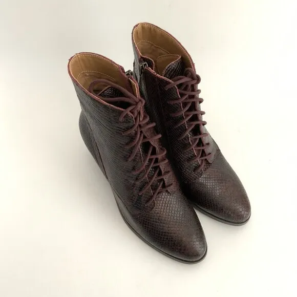 Lucky Brand Boots Women Size 6.5M Burgundy Leather Persee Snake Print Lace Up