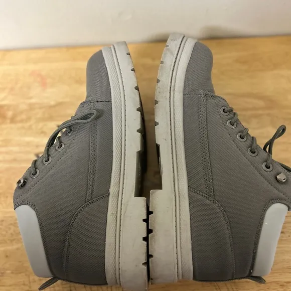 Lugz Gray Boots Sturdy Lace-Up Design