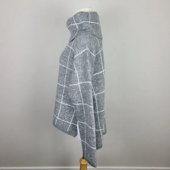𝅺LUMIERE Gray &amp; White Grid Pattern Turtleneck Pullover Sweater Medium