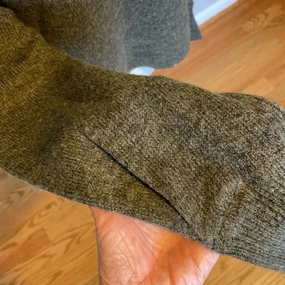 Lumiere Gray Green Wool Blend Sweater Turtle Neck Fall Winter Unique Sleeve NWT