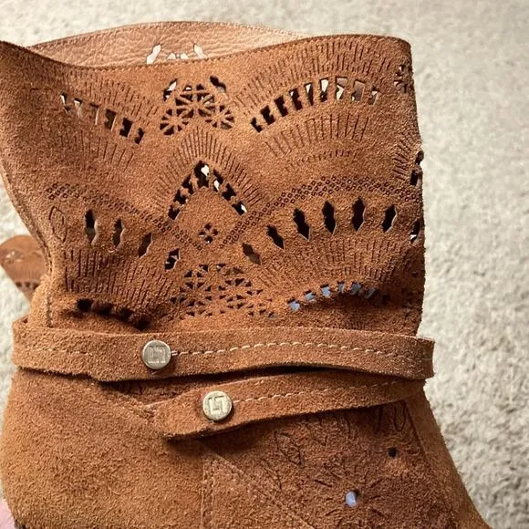Luz Da Lua Women Caramel Cut-outs Suede Leather Boots Size 9