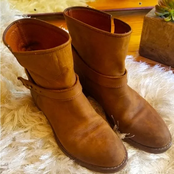Madewell Pecan Brown Leather Motorcycle Boots