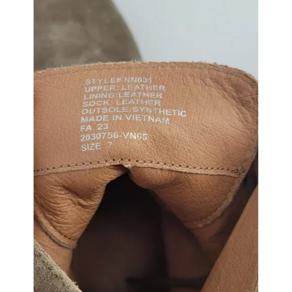 Madewell The Shelton Lace-Up Boot in Burnt Olive