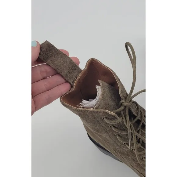 Madewell The Shelton Lace-Up Boot in Burnt Olive