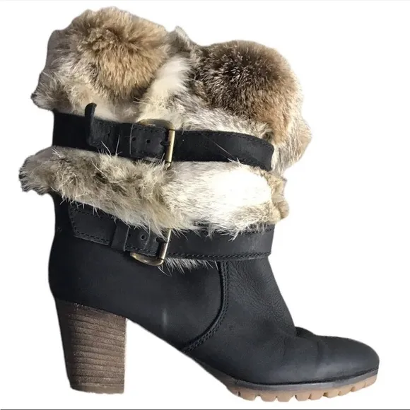 Manas real fur booties