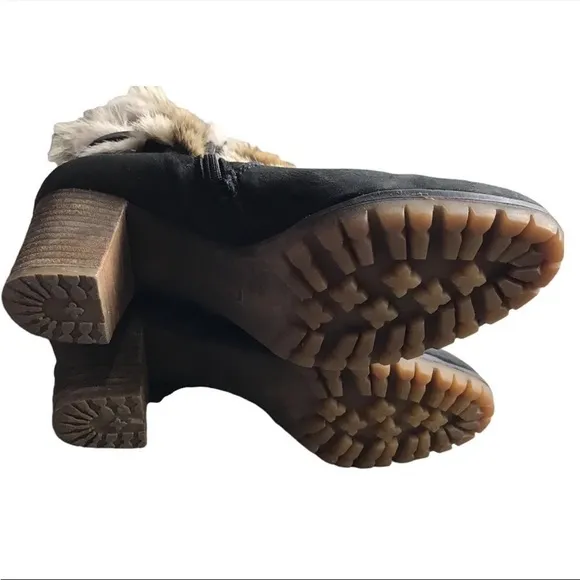 Manas real fur booties