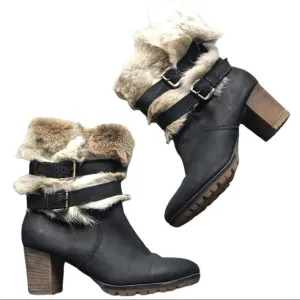 Manas real fur booties