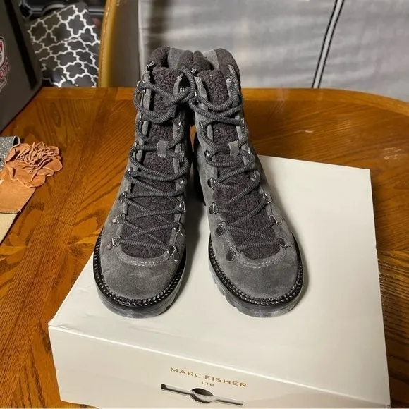 MARC FISHER - Capell Sherpa lace up hiker boots 7.5