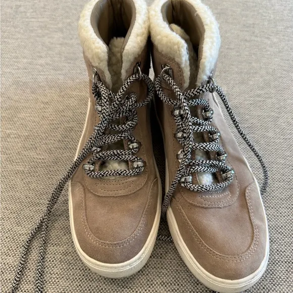 Marc Fisher Tan and White Lace Up Boots with Fur Lining