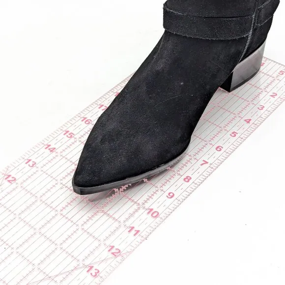 Marc Fisher Women Yandi Black Suede Western Pointy Toe Ankle Boots size 10
