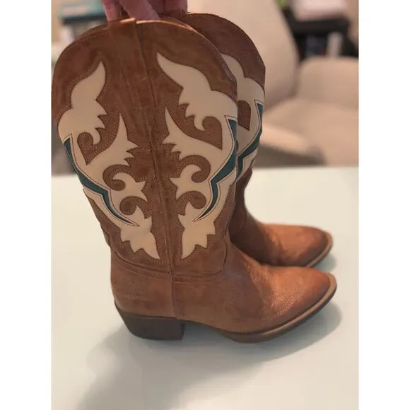 Matisse Women's Stampede Western Boot Snip Toe Brown Size 6M