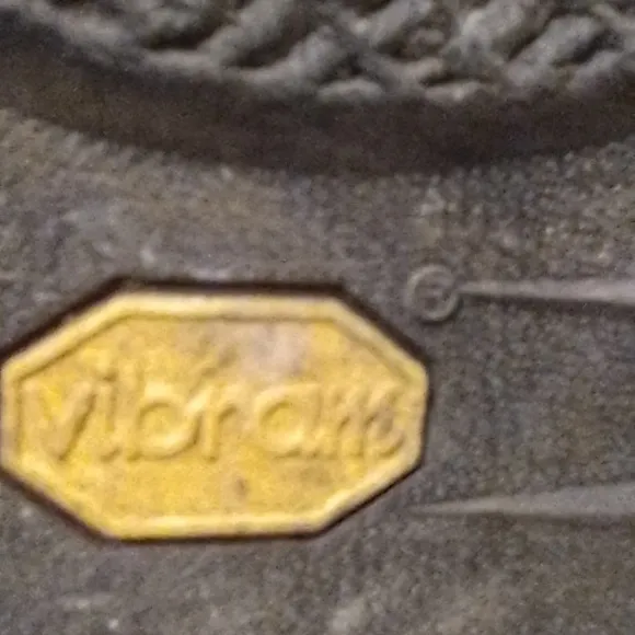 Men iron age boots