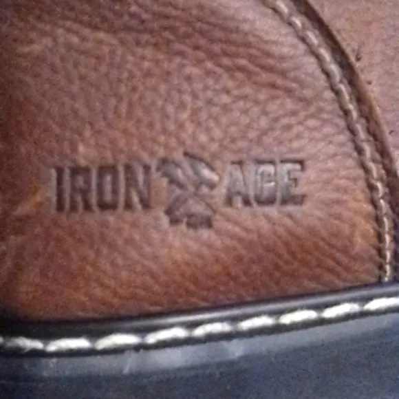 Men iron age boots