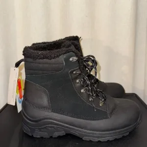 Men size 12 Black Winter Boots NWT