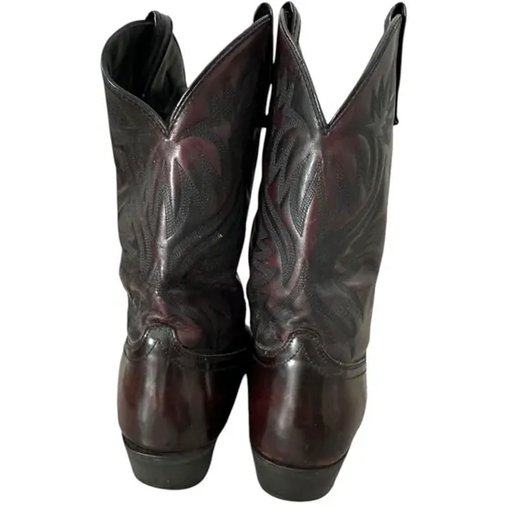 Men’s Laredo Brown Leather Cowboy Western Boots, Size 11.5 D.