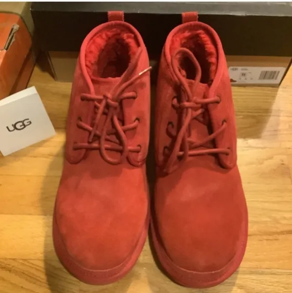 Mens Red UGG Boots Size 11 Neumel Suede Chukka Boots Fur Lining