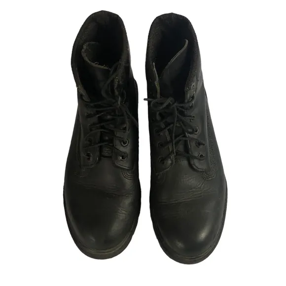 Men's Timberland Six-Inch Black Insulated Waterproof Leather Boots. Size 7