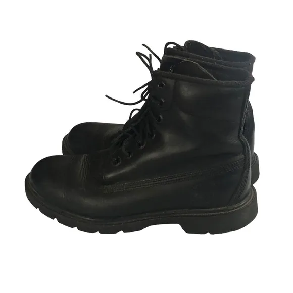 Men's Timberland Six-Inch Black Insulated Waterproof Leather Boots. Size 7
