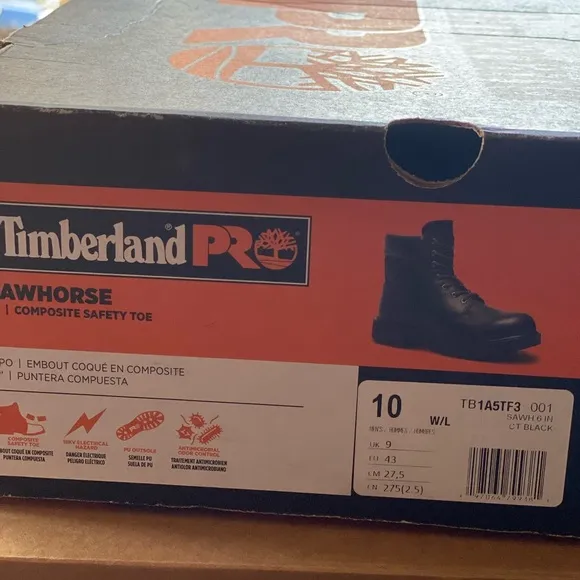 MENS WORK SHOES NWB
