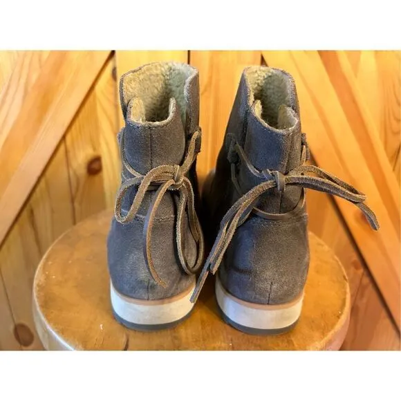 Merrell Juno Bluff Polar Boots in Boulder Gray Waterproof Insulated Size 9