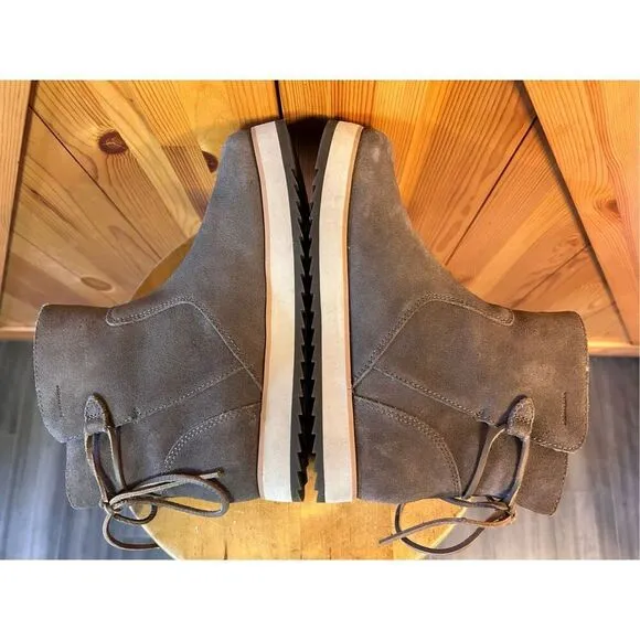 Merrell Juno Bluff Polar Boots in Boulder Gray Waterproof Insulated Size 9