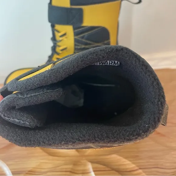 Merrell Kids' Yellow and Black Winter Boots