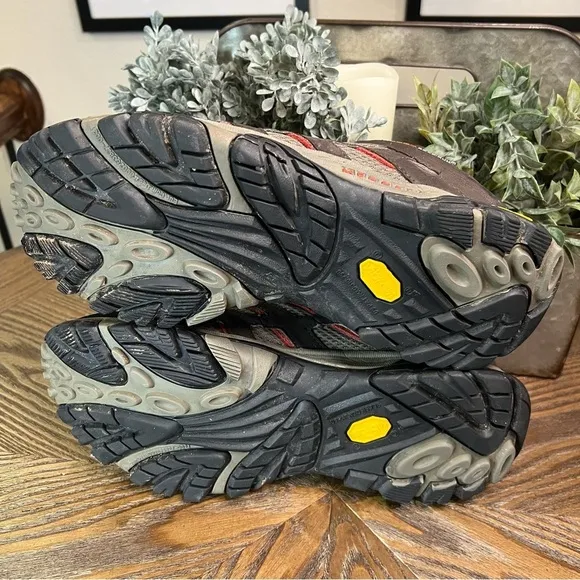 Merrell Men’s Hiking Boots - Size 10